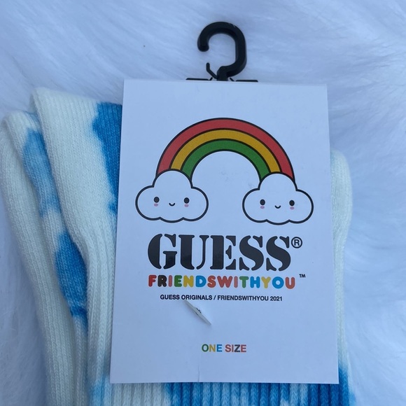 New GUESS ORIGINALS FriendsWithYou Tie-Dye Socks UNISEX - Picture 4 of 5